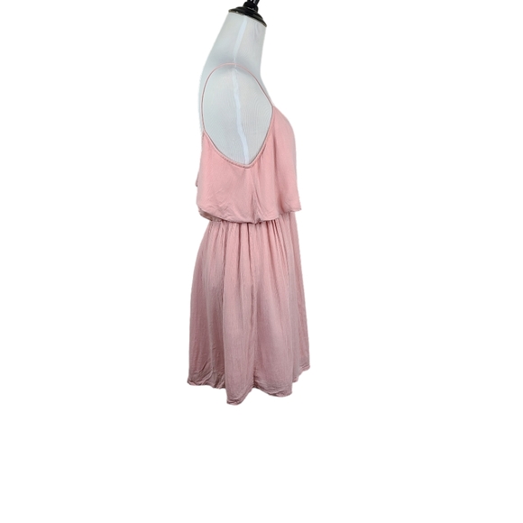 Topshop Petites light pink top overlay dress w/cutout back detail. Size 8 petite - Picture 10 of 14